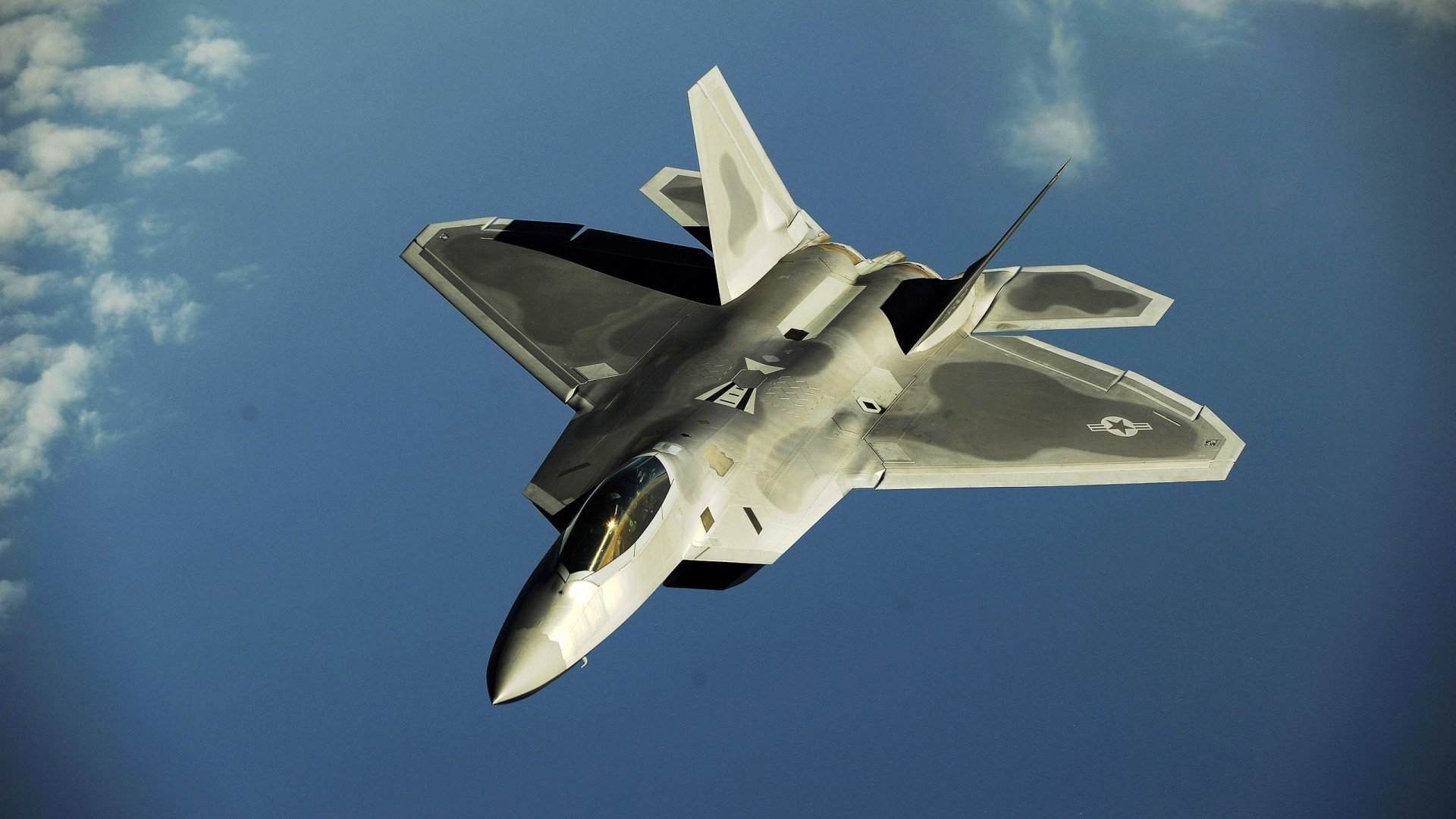 爱游戏-伯恩茅斯新援助阵，期待带队冲击保级，伯恩茅斯转会消息